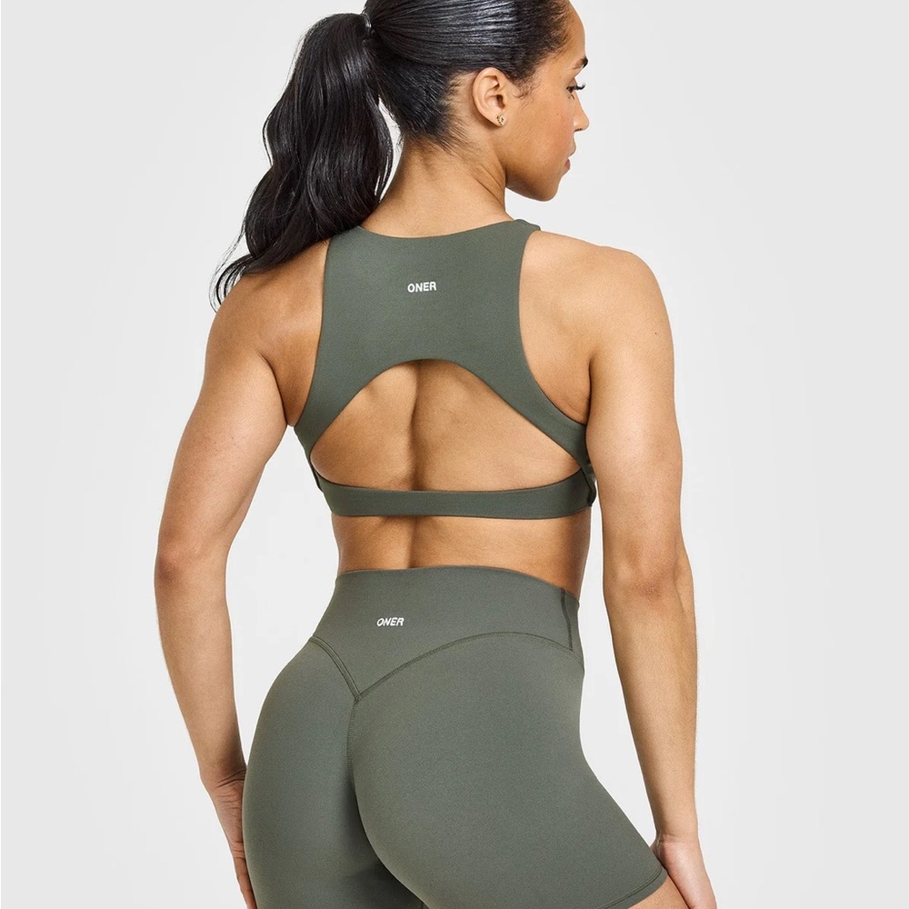 Oner Active SOFTMOTION™ HIGH NECK SPORTS BRA